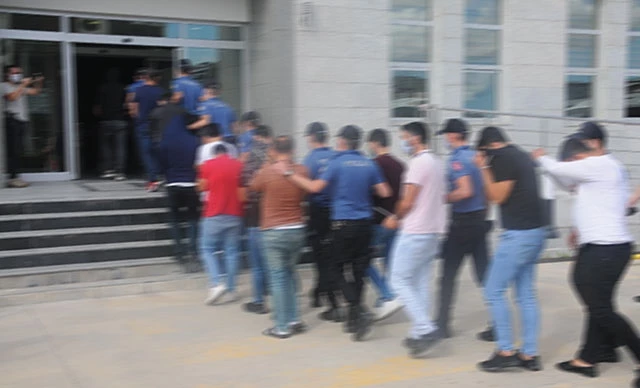 İstanbul merkezli 30 ilde FETÖ operasyonu: 59 gözaltı 
