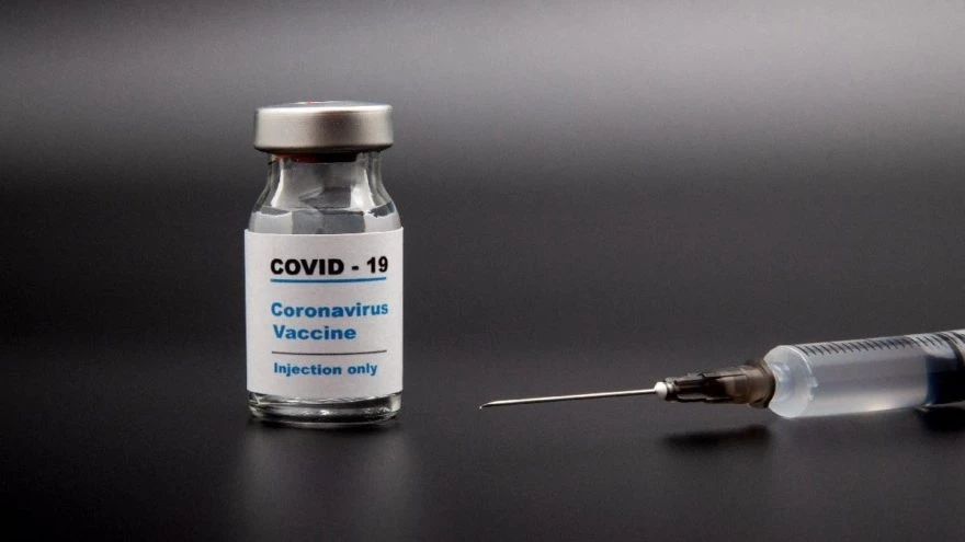 AB, seyahatlere 9 ay içinde 3. doz Covid-19 aşısı olma şartı getiriyor