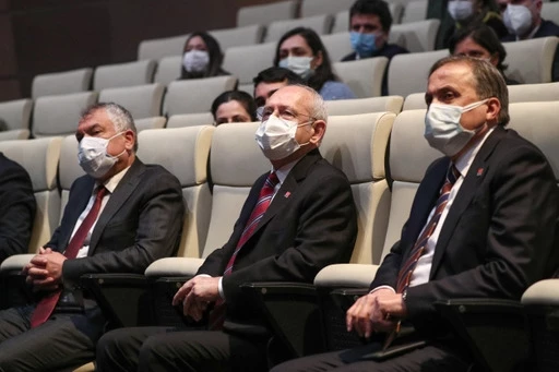 Kılıçdaroğlu, proje uzmanlığı eğitimi sertifika törenine katıldı