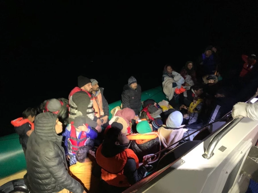  Yunan unsurları tarafından ölüme terk edilen 41 kaçak göçmen kurtarıldı   