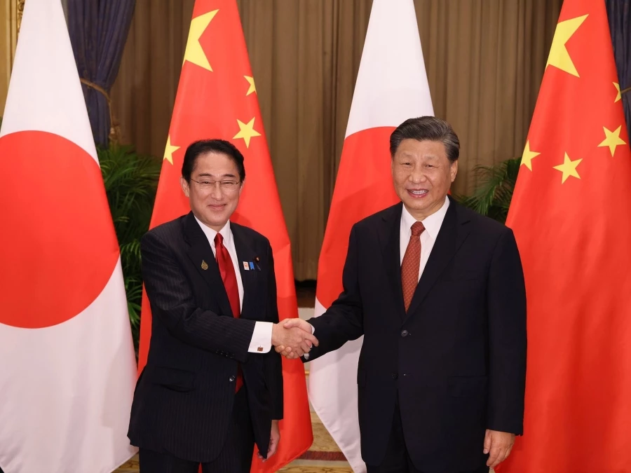  Japonya ve Çin liderleri 3 yıl sonra ilk kez bir araya geldi   