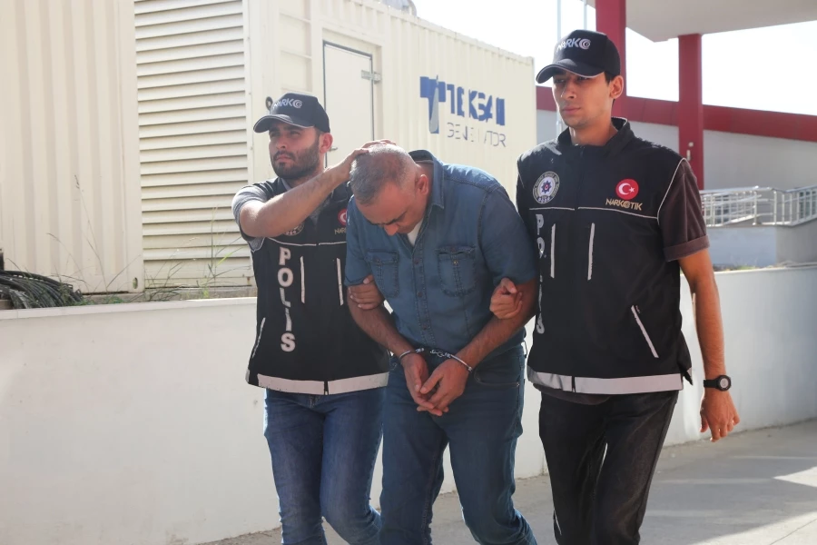 Adana’da 1 kilo 368 esrarla yakalanan zanlı tutuklandı   
