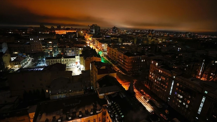 Ukrayna Devlet Başkanı Zelenskiy: Elektrik kesintileri sürüyor, Kiev