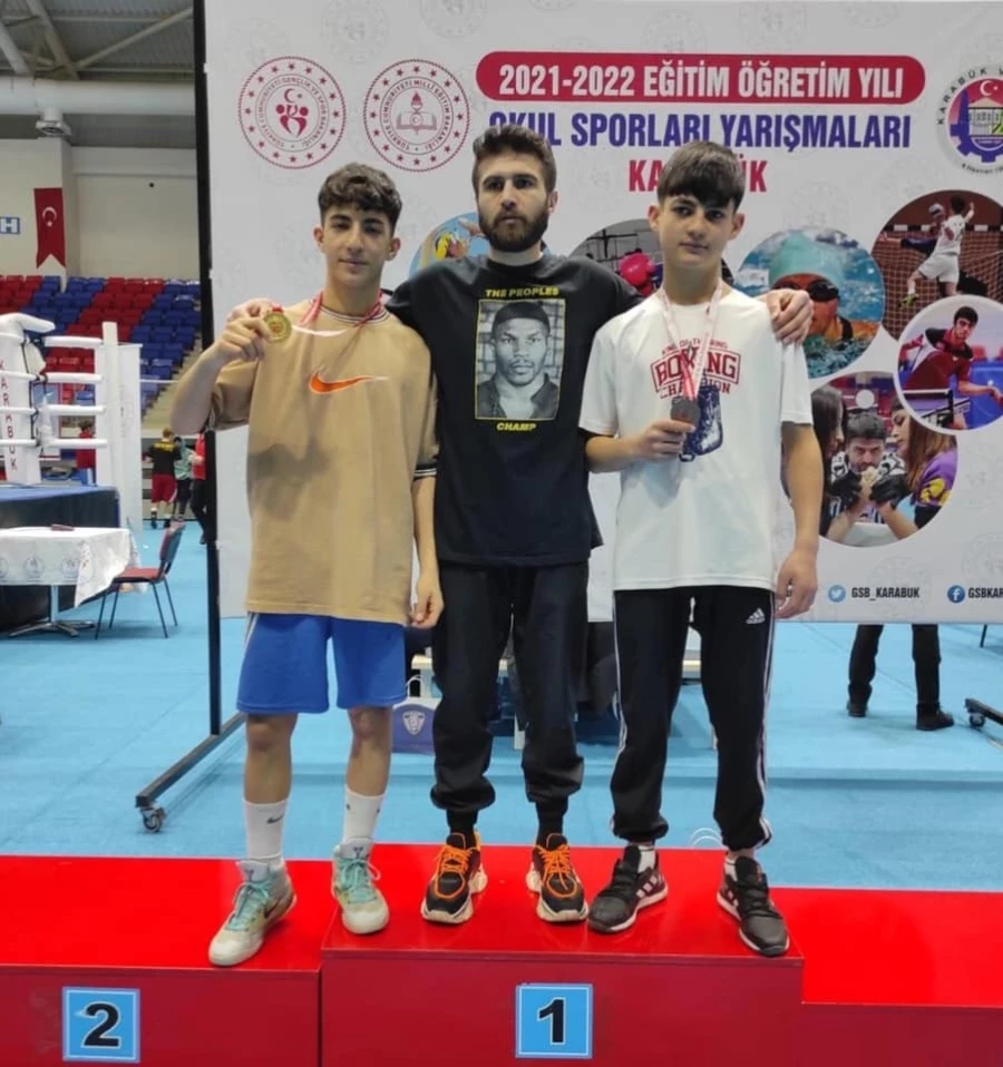 Vanlı boksör Türkiye şampiyonu oldu   