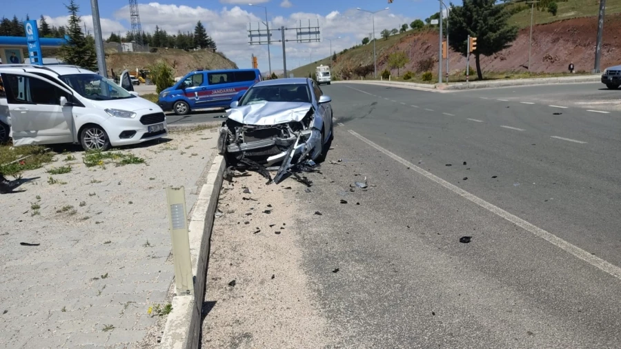 Elazığ’da trafik kazası: 5 yaralı   