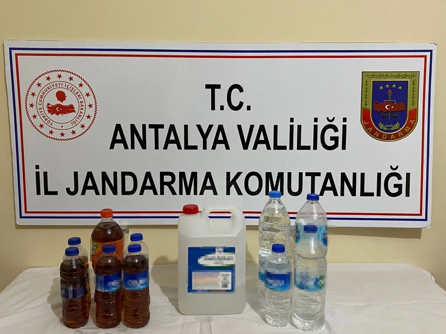  Antalya’da kaçak alkol operasyonu   
