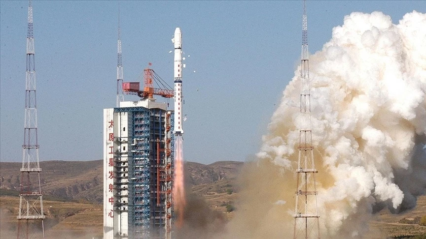 Çin, test uydusu 