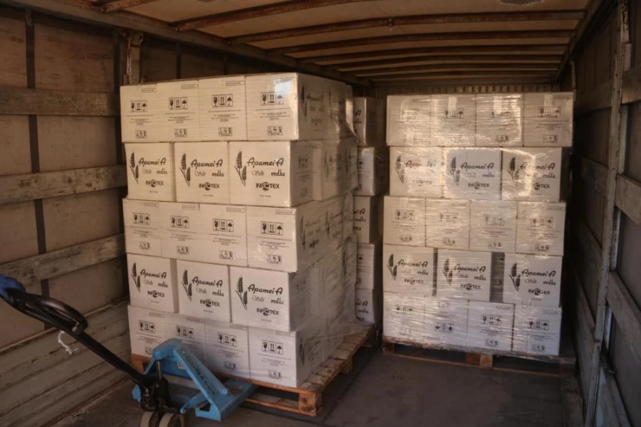 Fethiye’de 17 bin 150 şişe kaçak içki ele geçirildi   