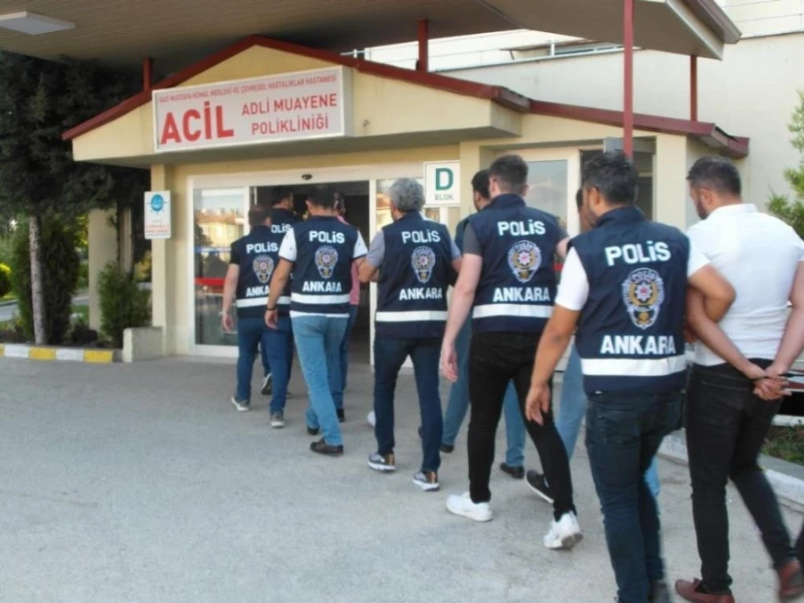 Ankara merkezli 9 ilde FETÖ operasyonu: 21 gözaltı   