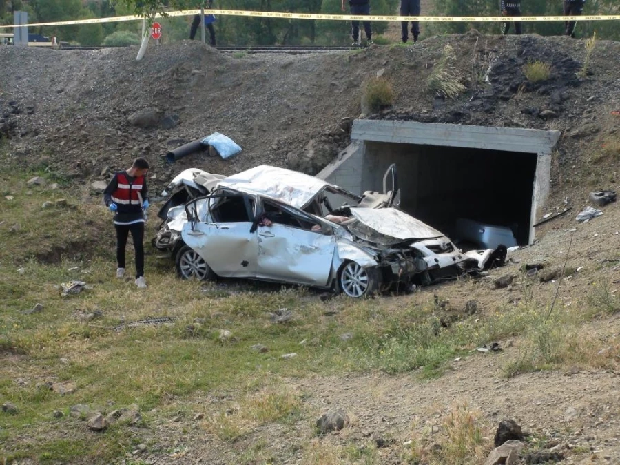 Yozgat’ta araç menfeze düştü: 1 ölü, 2 yaralı   