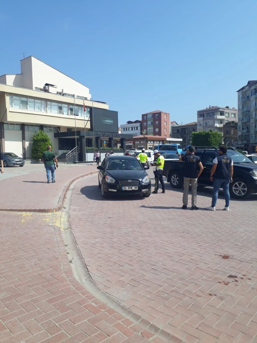 Sinop’ta aranan 3 şahıs ve 1 düzensiz göçmen yakalandı