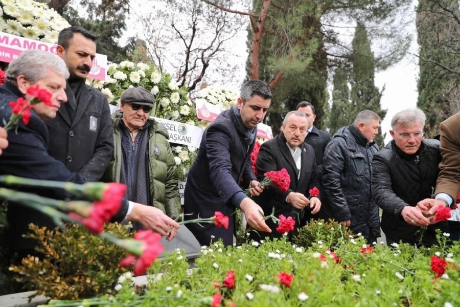 Eski Devlet Bakanı Adnan Kahveci, vefatının 30