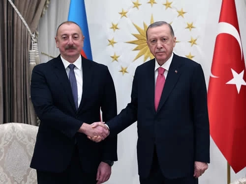  Aliyev, Cumhurbaşkanı Erdoğan’ı tebrik etti   
