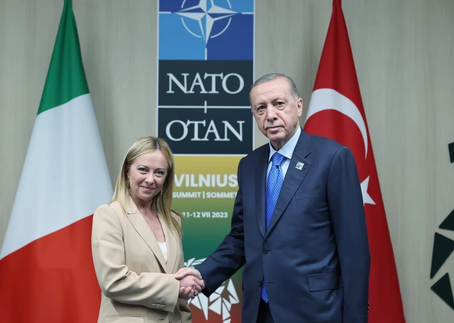  Cumhurbaşkanı Erdoğan, İtalya Başbakanı Meloni ile görüştü   