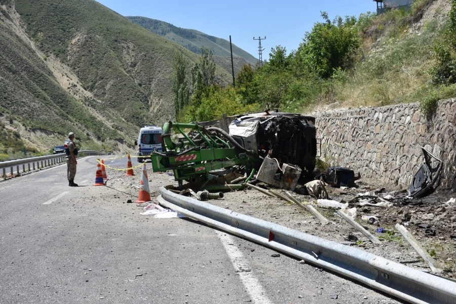 Erzurum’da feci kaza: 2 ölü 