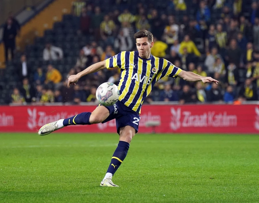 Miha Zajc yeniden Fenerbahçe’de   