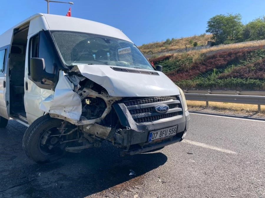 Ankara’da trafik kazası: 5 yaralı   