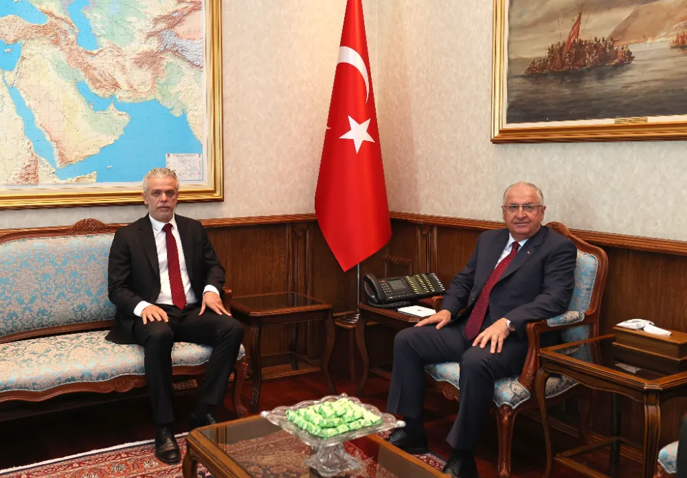 Bakan Güler, KKTC Büyükelçisi Korukoğlu’nu kabul etti   