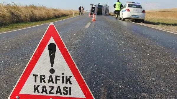 Erzincan’da iki araç çarpıştı: 7 yaralı