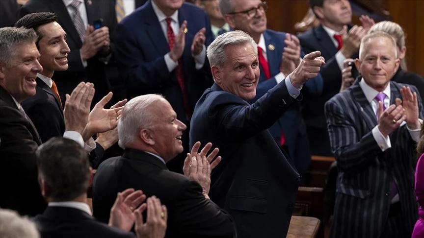 ABD Temsilciler Meclisinin yeni başkanı 15 oylamanın ardından Kevin McCarthy oldu