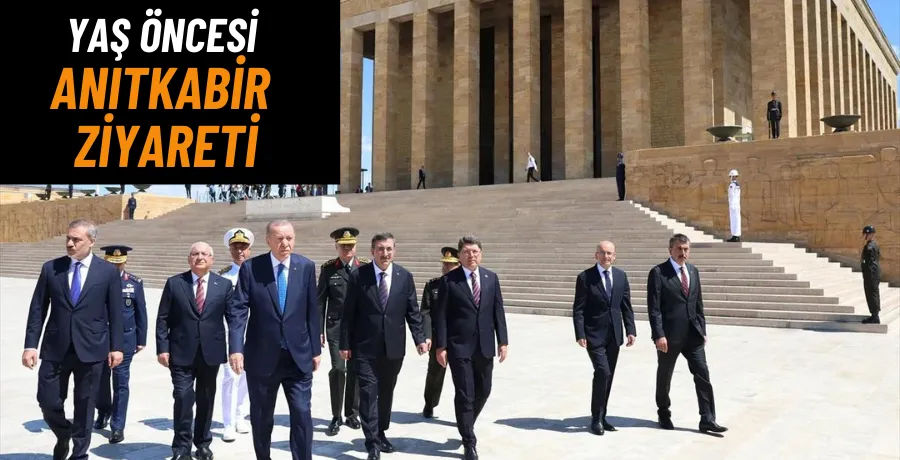 Cumhurbaşkanı Erdoğan ve YAŞ üyeleri Anıtkabir